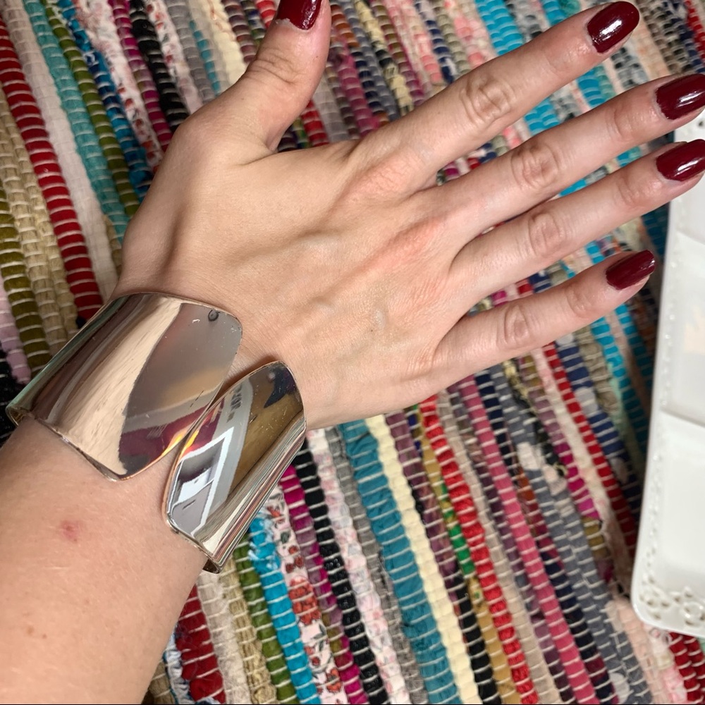 Silver cuff bracelet - Picture 2 of 4